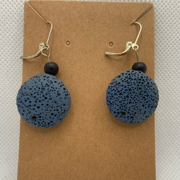Blue Lava Rock Diffuser Stone Textured Clip Earrings - Picture 1 of 2